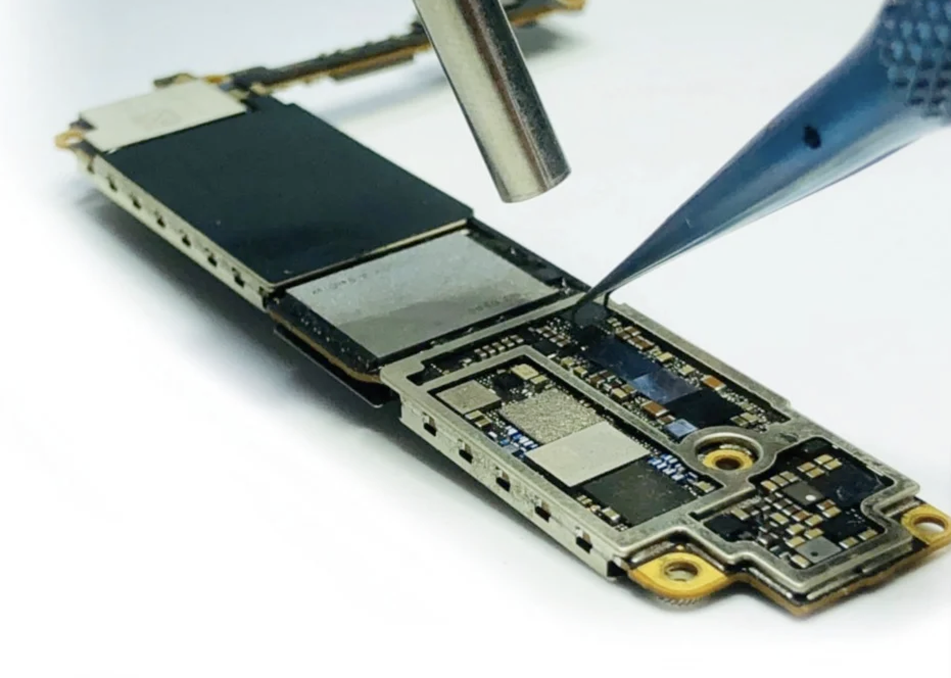 iPhone Motherboard Repair In San Diego